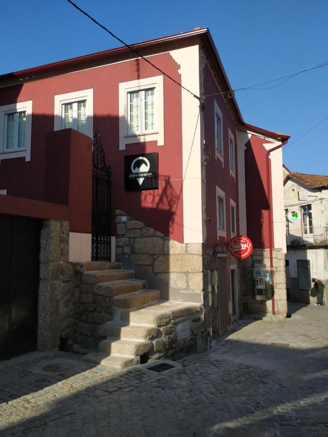 Hostel EntreSocalcos Loriga Exterior foto